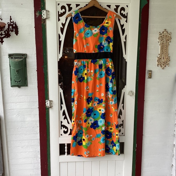 Vintage 2 button wrap robe by Robeville - Picture 2 of 9